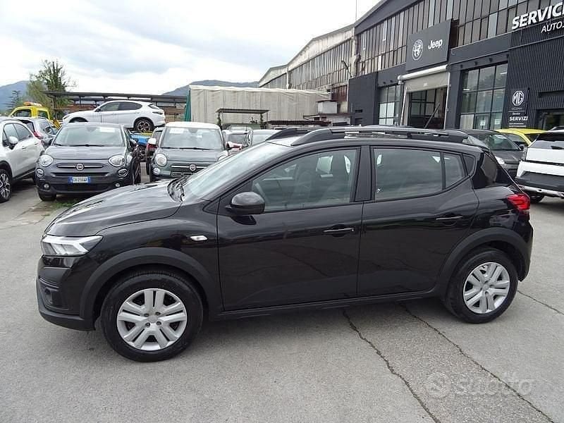 Usata Dacia Sandero Expression 101 CV (74 kW) 2024 Nero Berlina