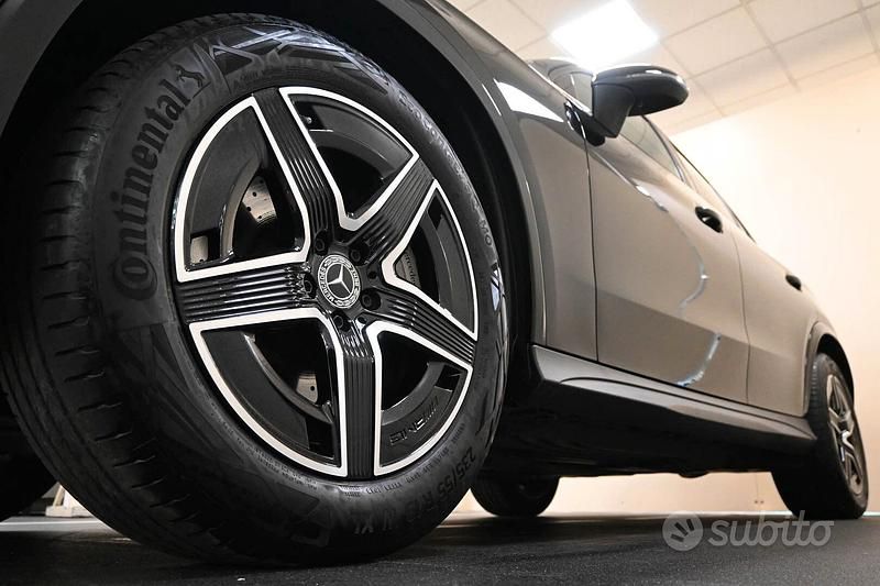 Usata Mercedes GLC300 AMG line 269 CV (197 kW) 2025 Nero SUV
