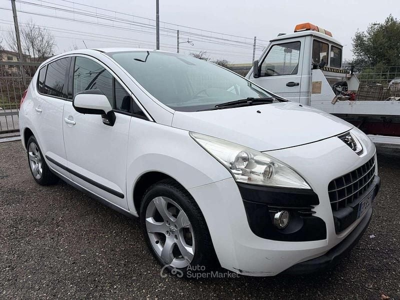 Usata Peugeot 3008 Active 114 CV (83 kW) 2013 Bianco Monovolume