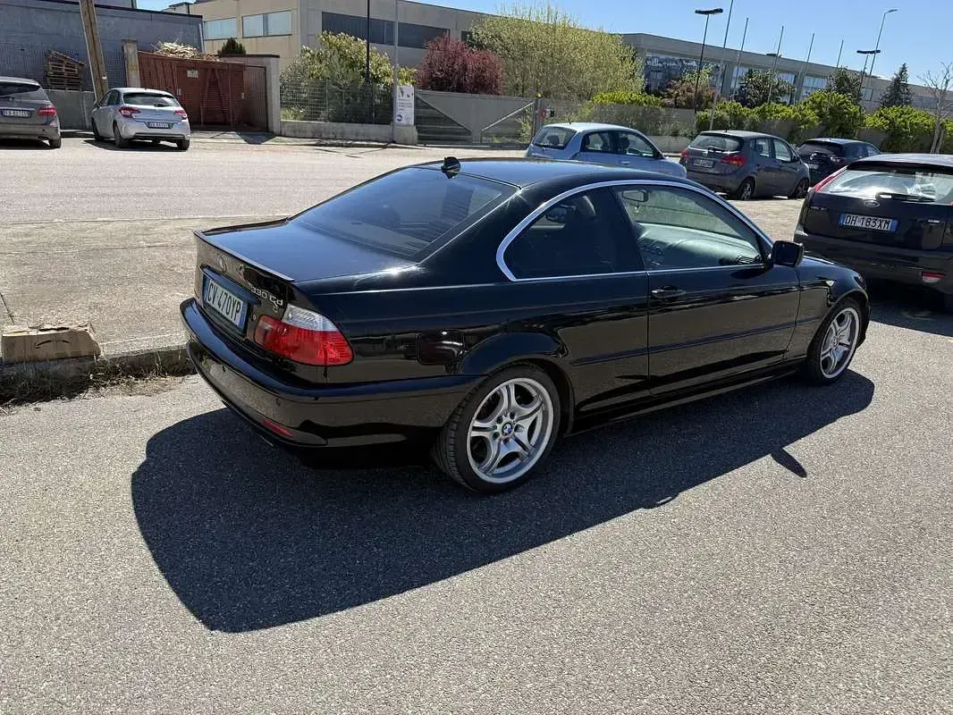 Usata BMW 330 Efficient Dynamics 204 CV (150 kW) 2005 Coupé
