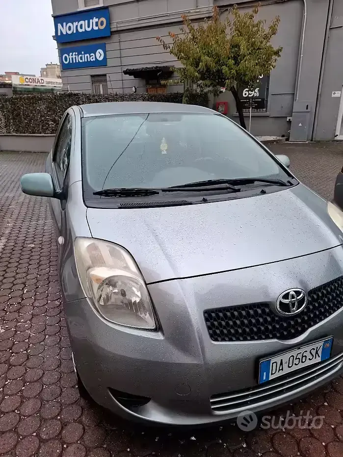 Usata Toyota Yaris 69 CV (50 kW) 2006 Berlina