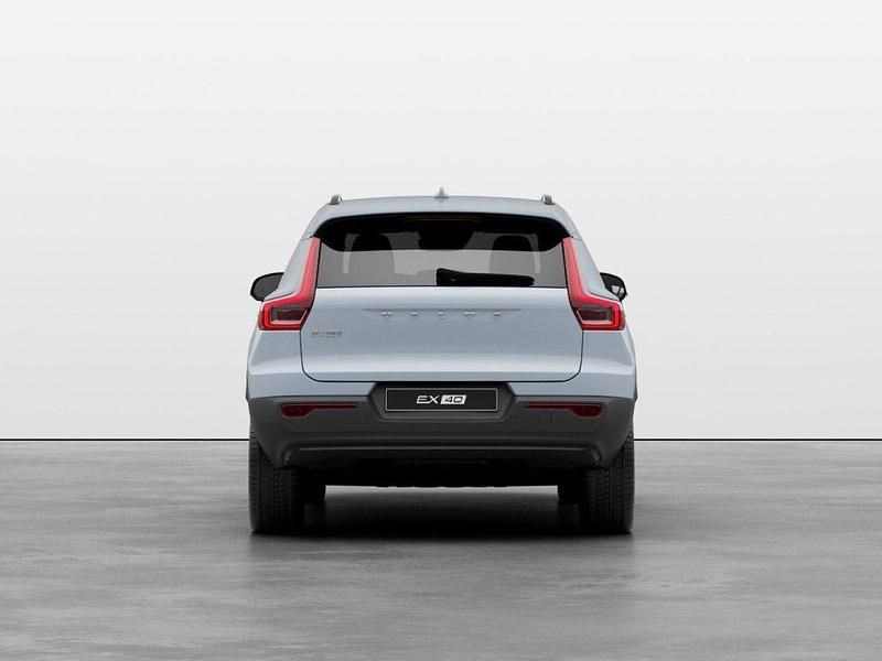 Nuova Volvo EX40 Plus 175 kW (239 CV) 2025 SUV
