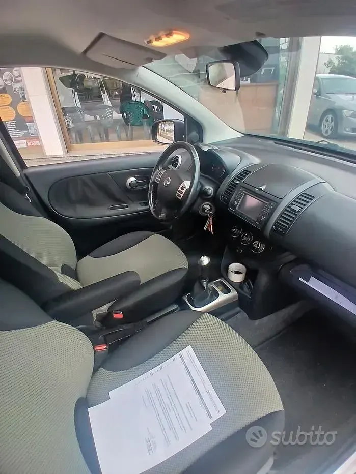 Usata Nissan Note 88 CV (64 kW) 2011 Nero Utilitaria