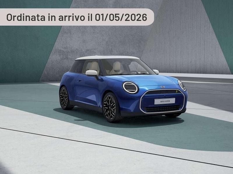 Argento Nuova 2025 Mini Cooper Classic Due volumi | 29.960 € (Ottimo prezzo) - Immagine 1/1