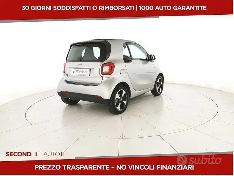 Usata Smart ForTwo Electric Drive Passion 60 kW (82 CV) 2022 Grigio Berlina