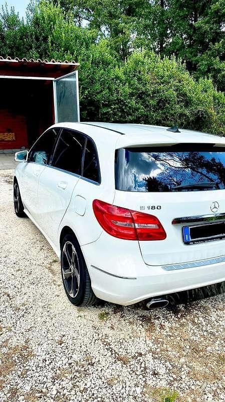 Usata Mercedes B180 Executive 122 CV (89 kW) 2013 Utilitaria