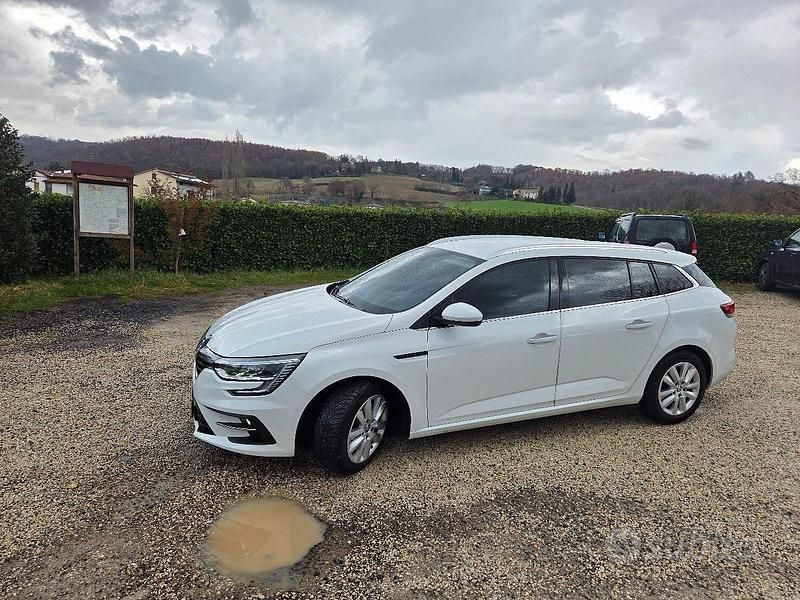 Usata Renault Mégane IV 115 CV (84 kW) 2022 Bianco Station wagon