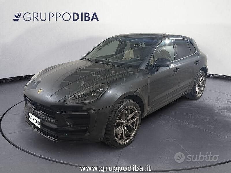 Grigio Usata 2021 Porsche Macan SUV | 64.800 € (Molto cara) - Immagine 1/4