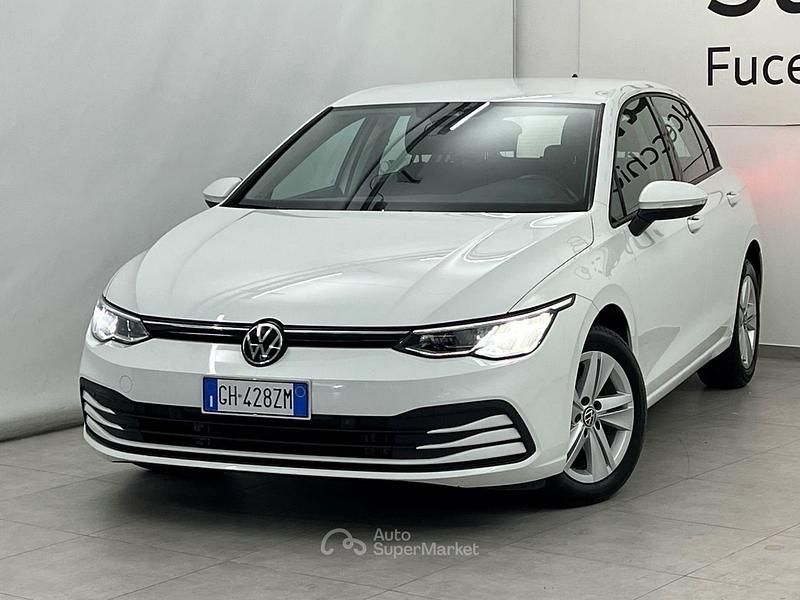 Bianco Usata 2022 VW Golf Life Tre volumi | 17.500 € (Buon prezzo) - Immagine 1/4