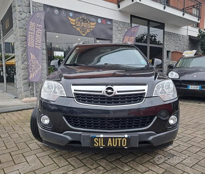 Usata Opel Antara 163 CV (119 kW) 2015 Nero SUV