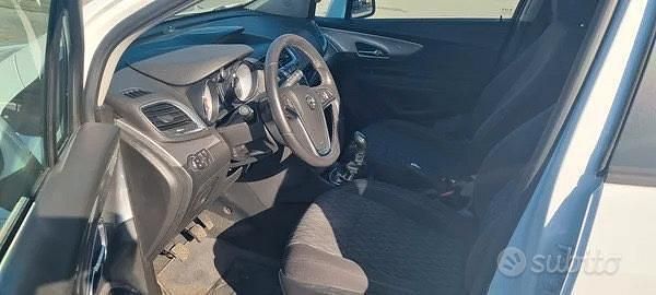 Usata Opel Mokka Cosmo 140 CV (102 kW) 2013 Bianco SUV
