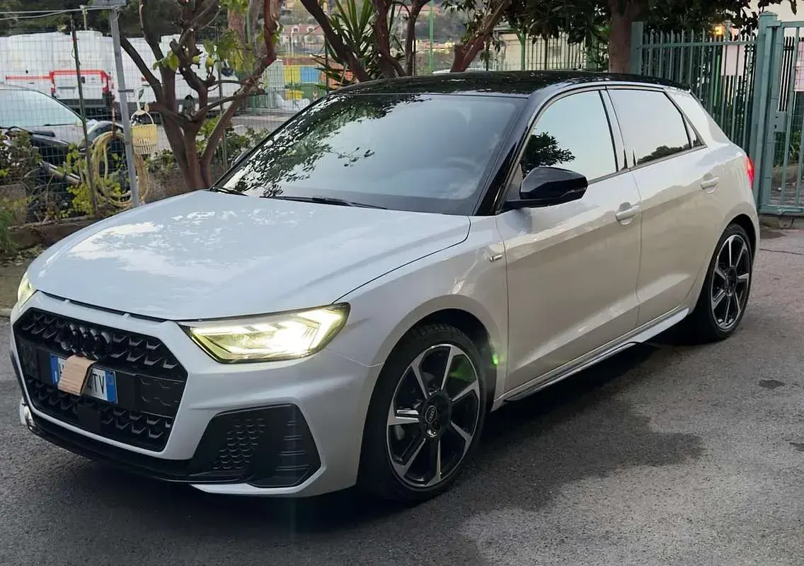 Usata Audi A1 Sportback Black Edition 116 CV (85 kW) 2025 Bianco Utilitaria