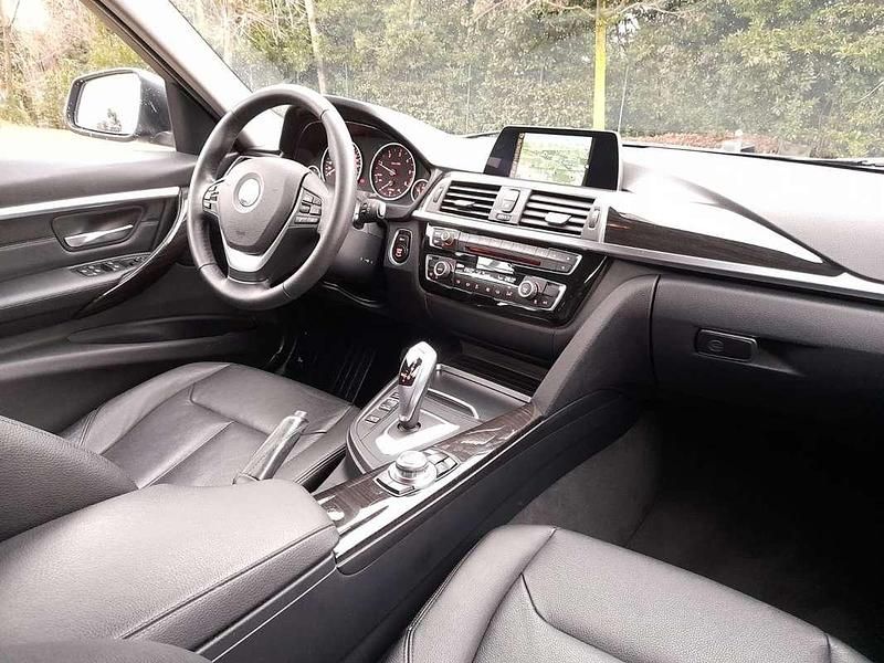 Usata BMW 318 Luxury Line 150 CV (110 kW) 2016 Station wagon