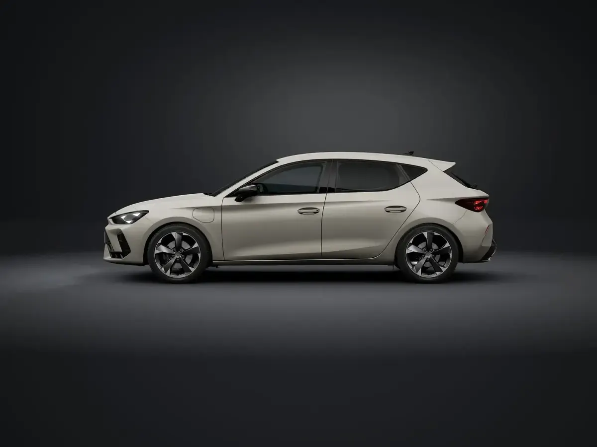 Nuova Cupra Leon 204 CV (150 kW) 2026 Taiga grey Berlina