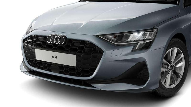 Nuova Audi A3 Business 150 CV (110 kW) 2026 Grigio Berlina