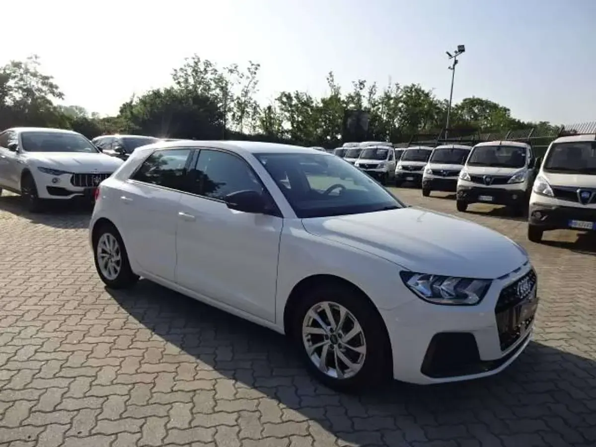 Usata Audi A1 Sportback Advanced 95 CV (69 kW) 2022 Bianco Utilitaria