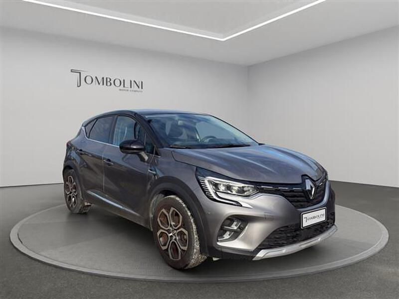 Usata Renault Captur Techno 145 CV (106 kW) 2023 Grigio scuro SUV
