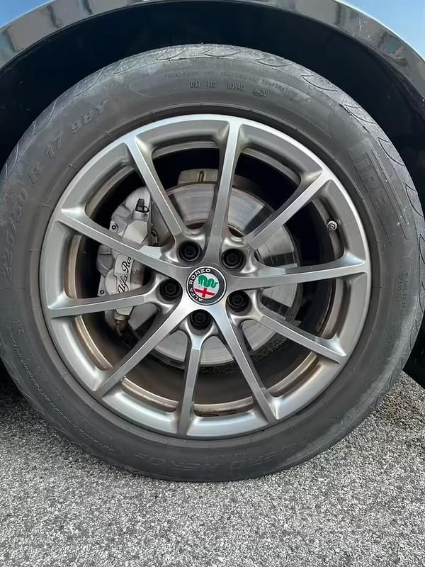 Gebraucht Alfa Romeo Giulia Super 150 PS (110 kW) 2017 Schwarz Limousine