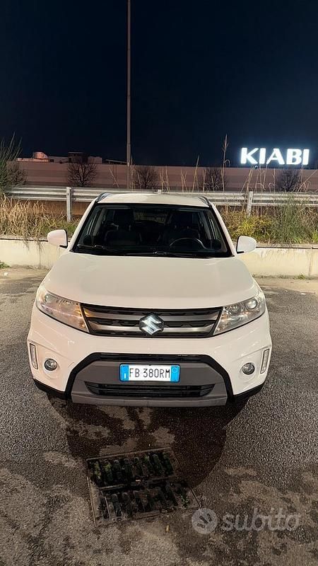 Usata Suzuki Vitara 2015 Bianco SUV