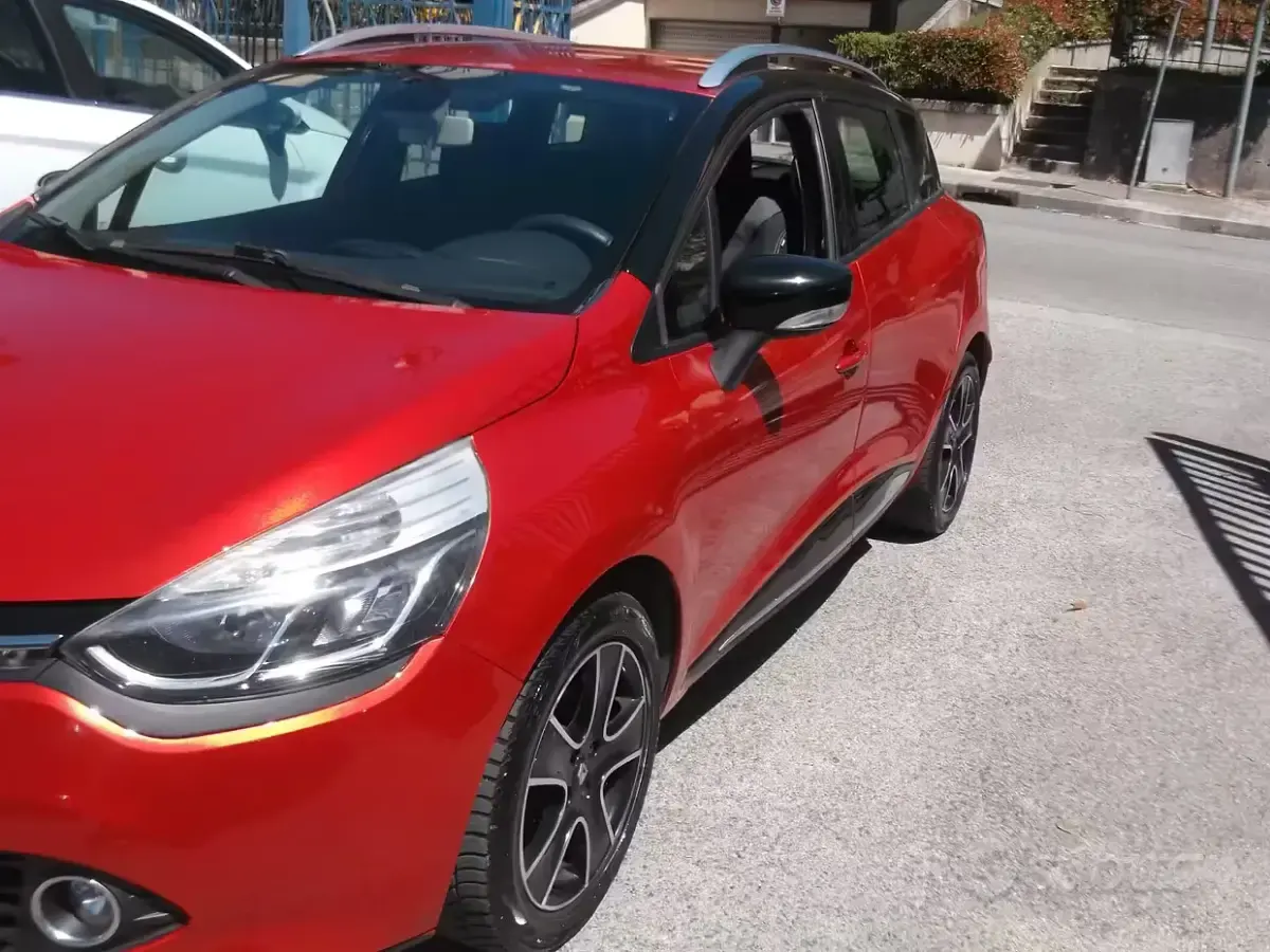 Usata Renault Clio 90 CV (66 kW) 2013 Arancione Station wagon
