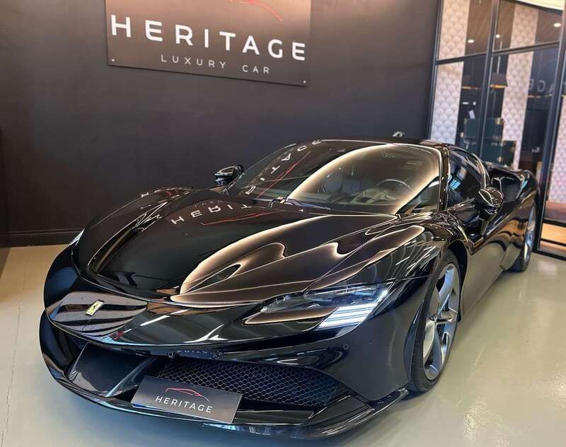 Usata Ferrari SF90 797 CV (586 kW) 2020 Other Coupé