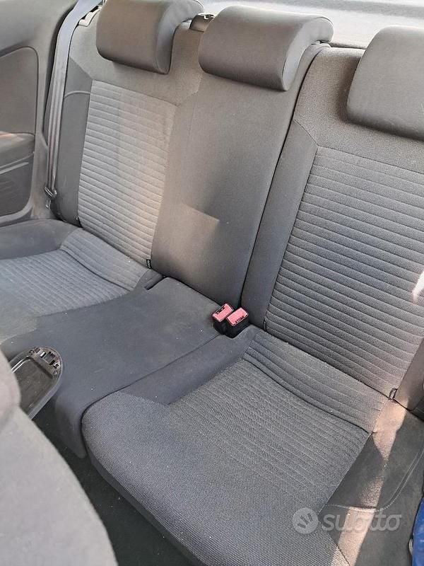 Begagnad VW Polo 90 HK (66 kW) 2012 Halvkombi