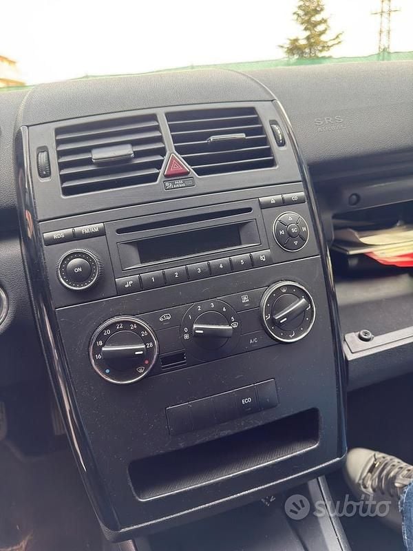 Usata Mercedes A160 95 CV (69 kW) 2012 Nero Berlina