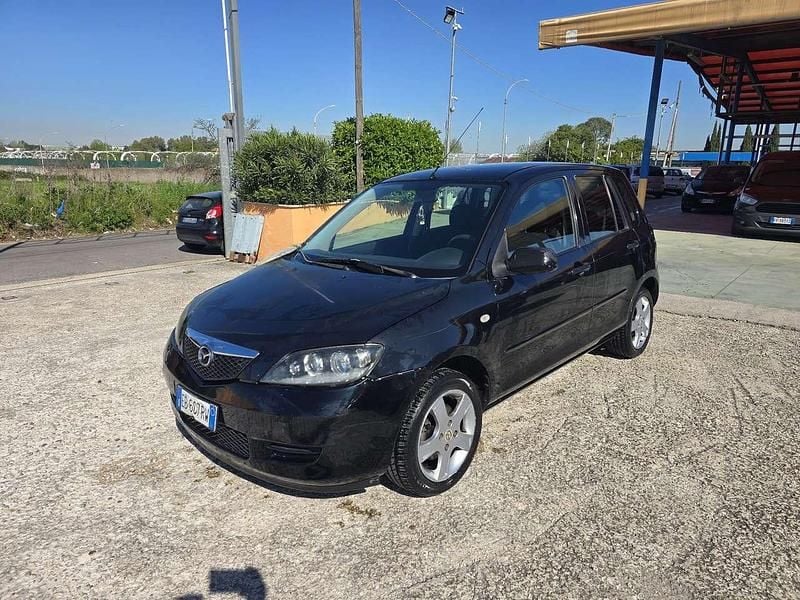 Usata Mazda 2 75 CV (55 kW) 2006 Nero Monovolume