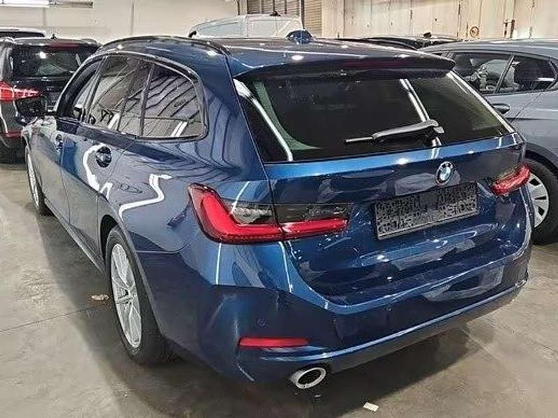 Usata BMW 320 190 CV (139 kW) 2023 Blu/azzurro Station wagon