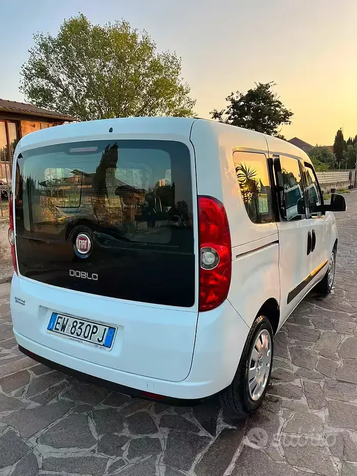 Usata Fiat Doblò 120 CV (88 kW) 2014 Bianco Monovolume