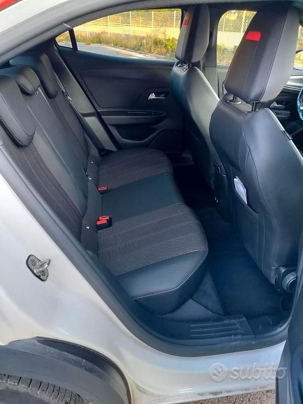 Usata Opel Mokka GS Line 110 CV (80 kW) 2021 Bianco SUV