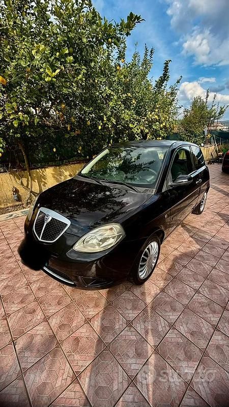 Usata Lancia Ypsilon 2006 Utilitaria