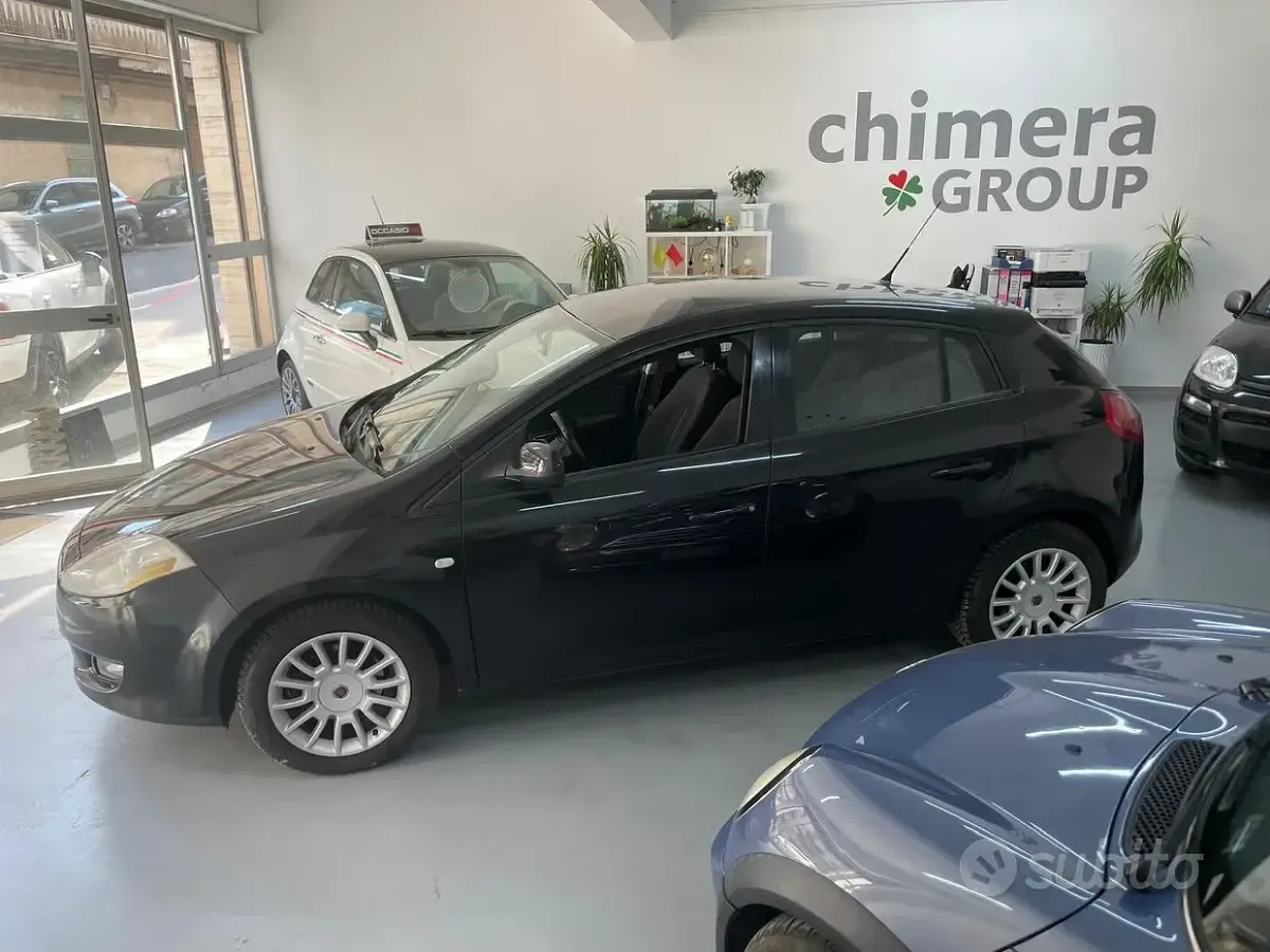 Usata Fiat Bravo Dynamic 120 CV (88 kW) 2010 Nero Utilitaria