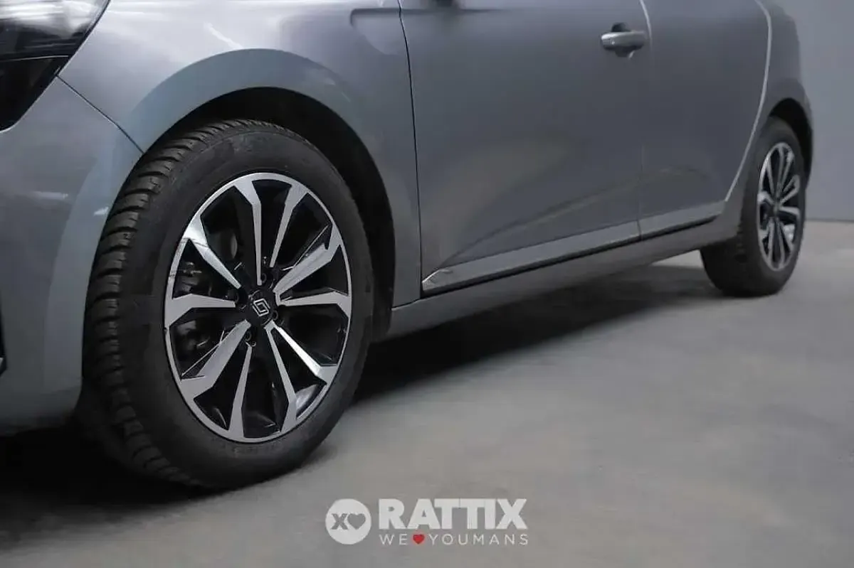 Usata Renault Clio Techno 91 CV (66 kW) 2025 Grigio Utilitaria