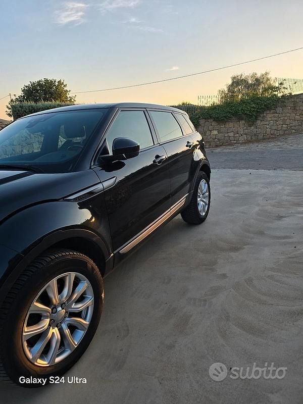 Usata Land Rover Range Rover evoque 150 CV (110 kW) 2017 SUV