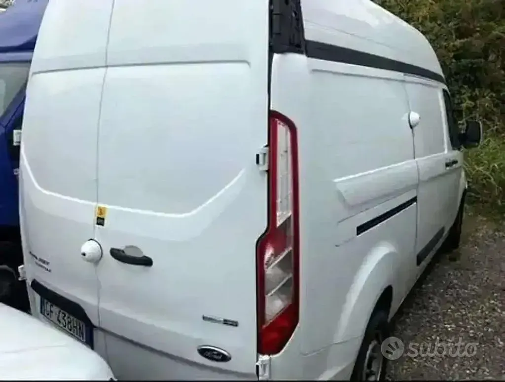 Usata Ford Transit Custom Trend 131 CV (96 kW) 2021 Bianco Furgone