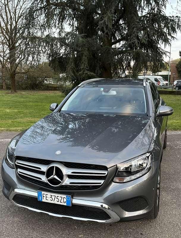 Usata Mercedes GLC220 Business 170 CV (125 kW) 2016 Grigio SUV
