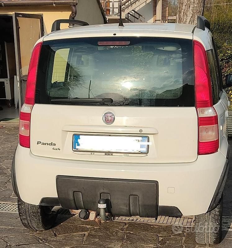 Occasion Fiat Panda 4x4 Climbing 60 ch (44 kW) 2008 Blanc Citadine