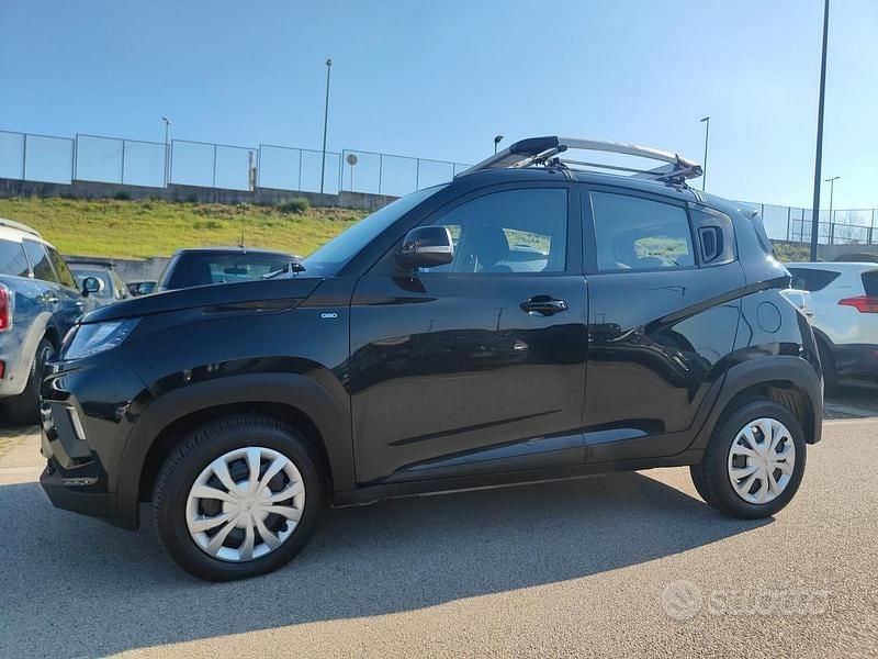 Usata Mahindra KUV100 87 CV (63 kW) 2022 SUV