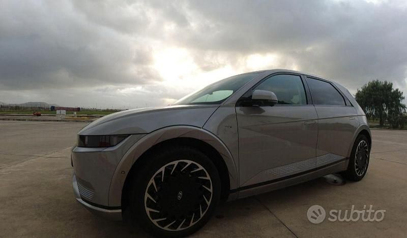 Grigio Usata 2021 Hyundai Ioniq 5 SUV | 39.500 € - Immagine 1/4