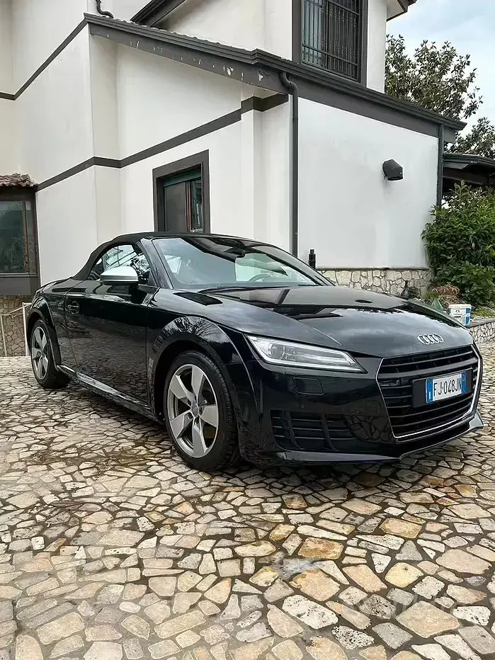 Usata Audi TT Roadster 184 CV (135 kW) 2017 Nero Cabrio
