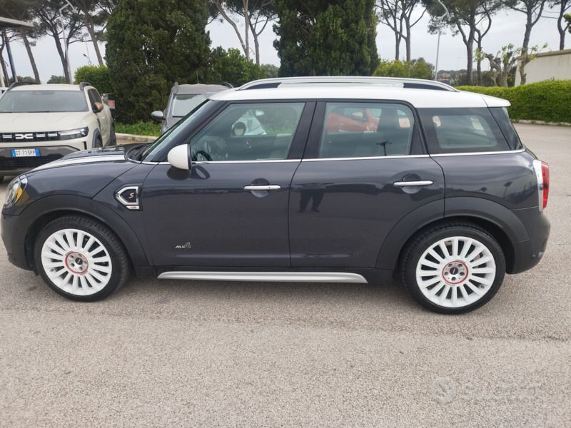Grigio Usata 2018 Mini Countryman SUV | 15.900 € (Ottimo prezzo) - Immagine 1/4