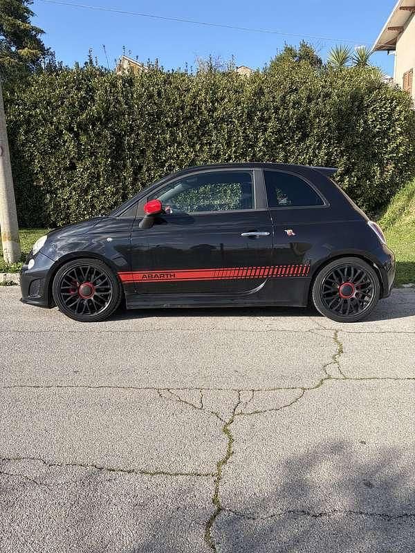 Usata Abarth 500 135 CV (99 kW) 2012 Utilitaria