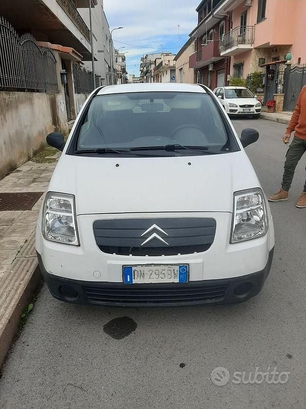 Usata Citroën C2 70 CV (51 kW) 2008 Bianco Utilitaria