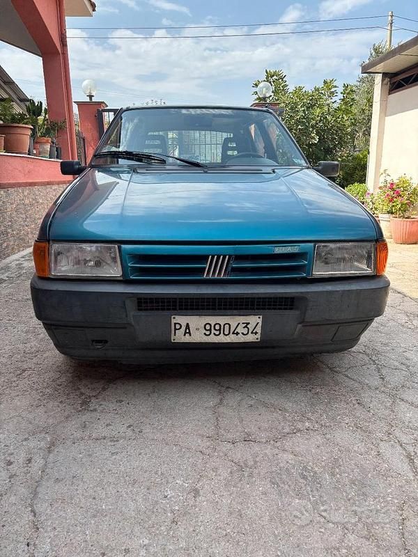 Usata Fiat Uno 46 CV (33 kW) 1990 Blu/azzurro Utilitaria
