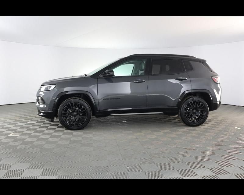 Usata Jeep Compass 131 CV (96 kW) 2024 Grigio / pastello SUV