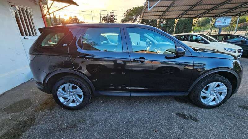 Usata Land Rover Discovery Sport SE Dynamic 150 CV (110 kW) 2020 Nero metallizzato SUV