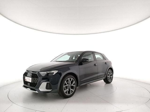 Usata Audi A1 Admired 110 CV (80 kW) 2022 Blu firmamento metallizzato Utilitaria