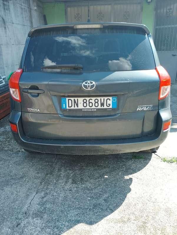 Usata Toyota RAV4 Luxury 177 CV (130 kW) 2008 SUV