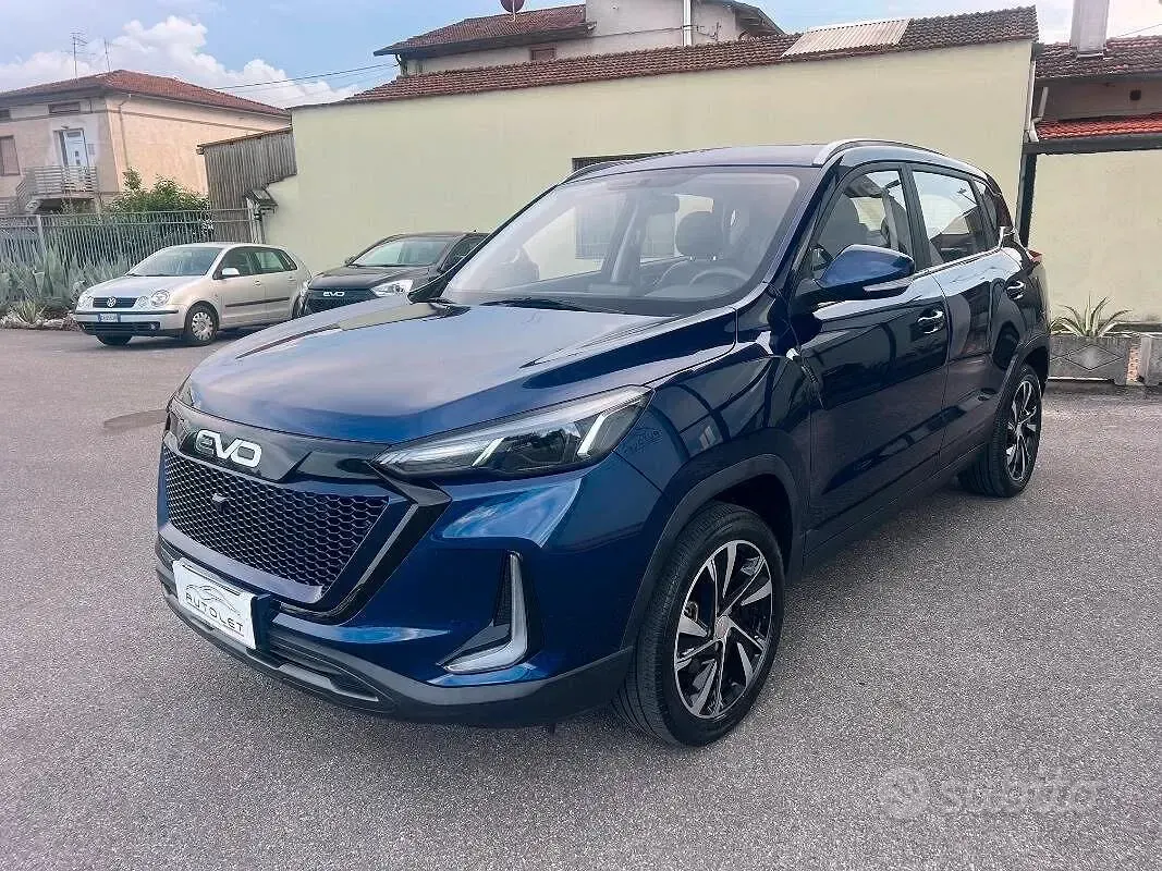 Usata EVO Evo 5 127 CV (93 kW) 2023 Blu SUV